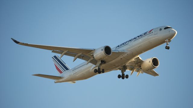 Airbus A350-900 (F-HUVA)