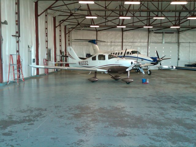 Cessna 400 (N10332)