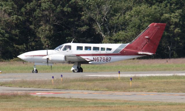 Cessna 402 (N67887)