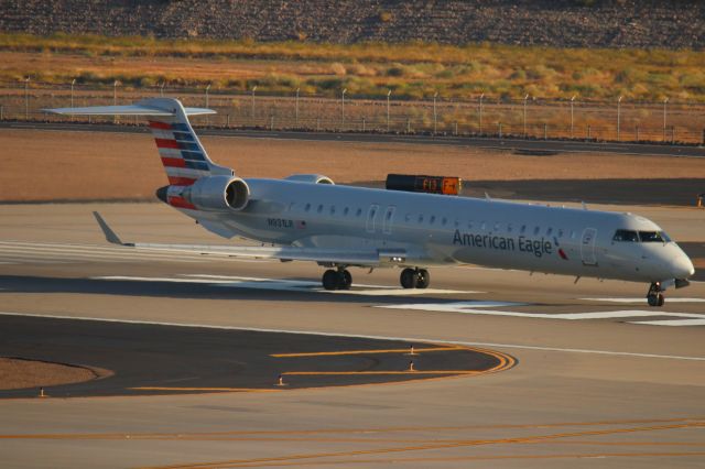 Canadair Regional Jet CRJ-900 (N931LR)