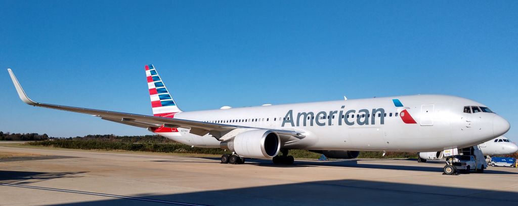 BOEING 767-300 (N379AA) - Sitting down at the American hanger waiting to fly to Tulsa for maintenancebr /br /11/11/18