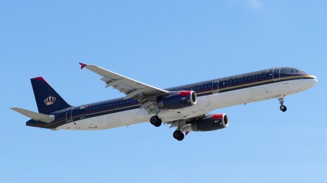 Airbus A321 (JY-AYV) - Landing on runway 27R on Jul 4, 2019.