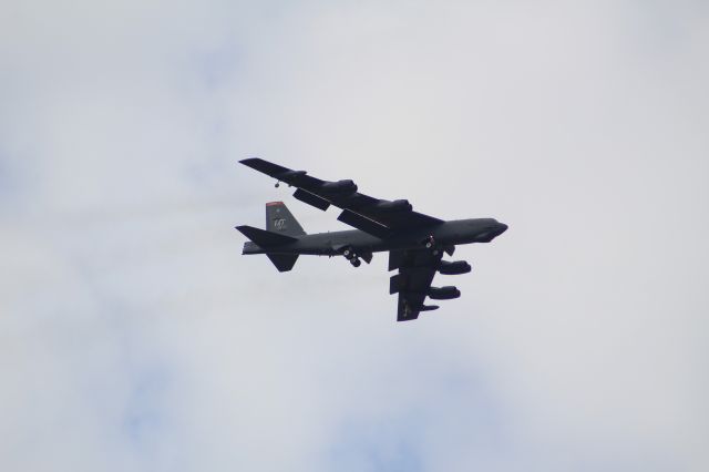 Boeing B-52 Stratofortress — - A Boeing B52 Stratofortress flying over Cotswold Kemble Airport.br /br /Location: Cotswold Kemble Airport.br /Date: 31.08.22 (dd/mm/yy)