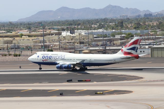 Boeing 747-400 (G-CIVL)