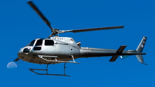 Eurocopter AS-350 AStar (PR-DAO)