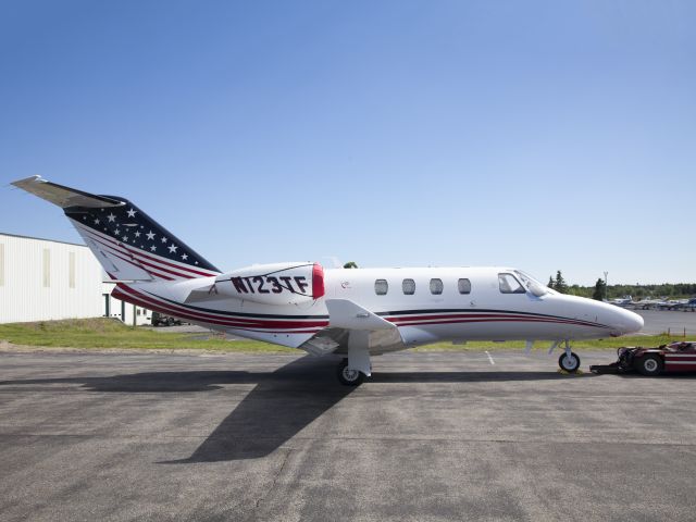 Cessna Citation CJ1 (N123TF) - 19 June 2015. Nice paint job.