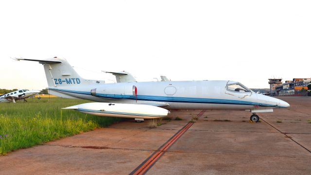 Learjet 25 (ZS-MTD) - Learjet 25B ZS-MTD in Pretoria 