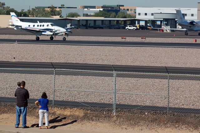 Beechcraft King Air 90 (N3184W)