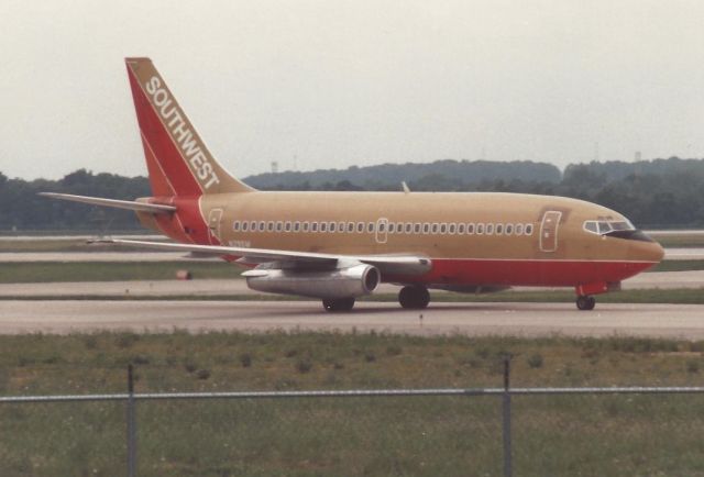 Boeing 737-200 (N29SW)