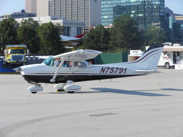 Cessna Skyhawk (N75791)