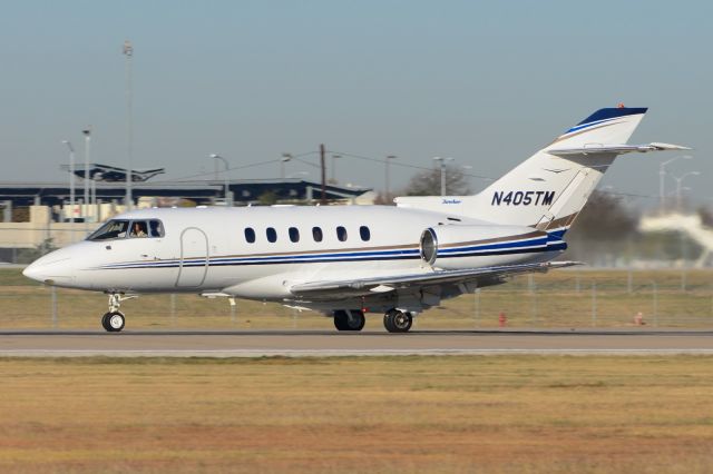 Hawker 800 (N405TM)