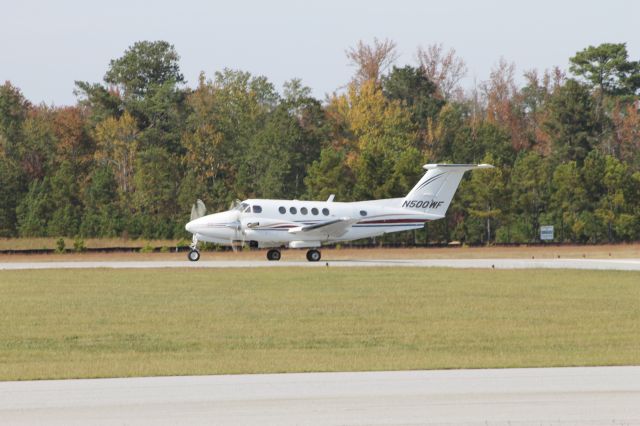 Beechcraft Super King Air 200 (N500WF)