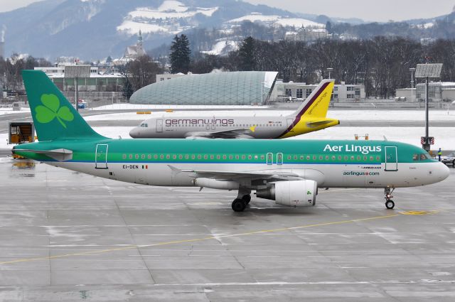 Airbus A320 (EI-DEN)