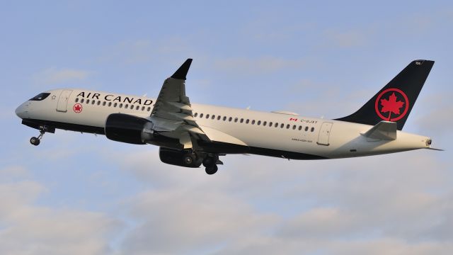 Airbus A220-300 (C-GJXY) - First commercial flight YUL-YYZ. Aircraft delivered 2020/05/29.