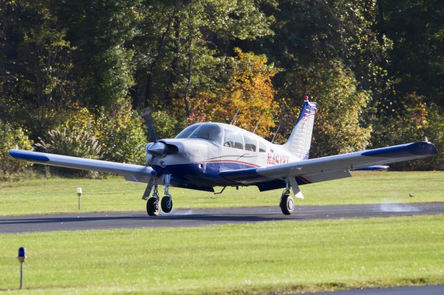 Piper Cherokee (N4513T) - Touching down on runway 6