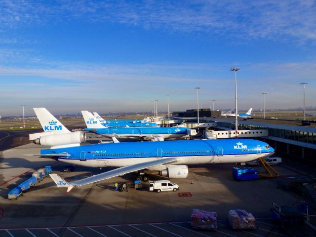 Boeing MD-11 (PH-KCA) - Md-11 and 3 a330   