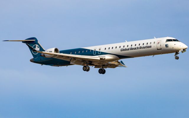 Canadair Regional Jet CRJ-900 (OY-MIT)