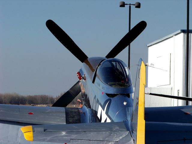 North American P-51 Mustang (N8677E)