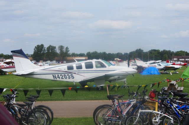 Beechcraft Bonanza (36) (N4203S)