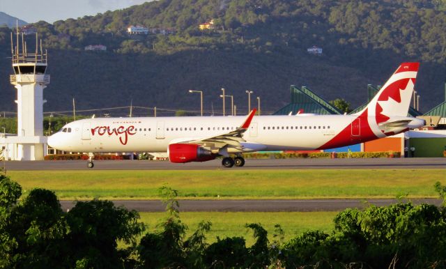 Airbus A321 (C-FJQD)