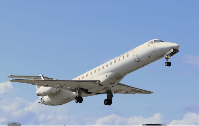 Embraer ERJ-145 (VQ-TAB)