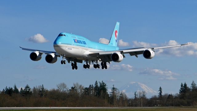 BOEING 747-8 (HL7642) - BOE58 on final to Rwy 34L to complete a B2 flight on 4.3.17. (ln 1537 / cn 60409).