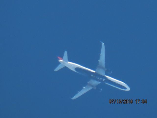 Airbus A321 (N319DN)