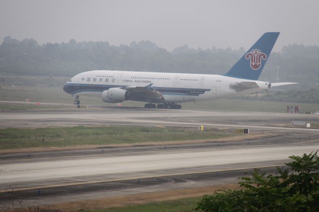 Airbus A380-800 (B-6138)