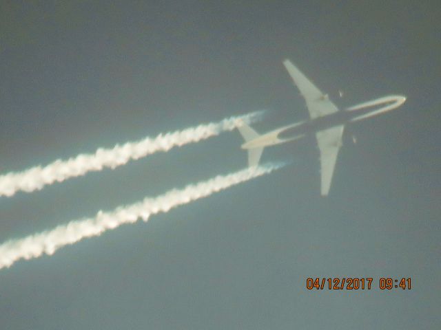 Boeing 757-200 (N689DL)