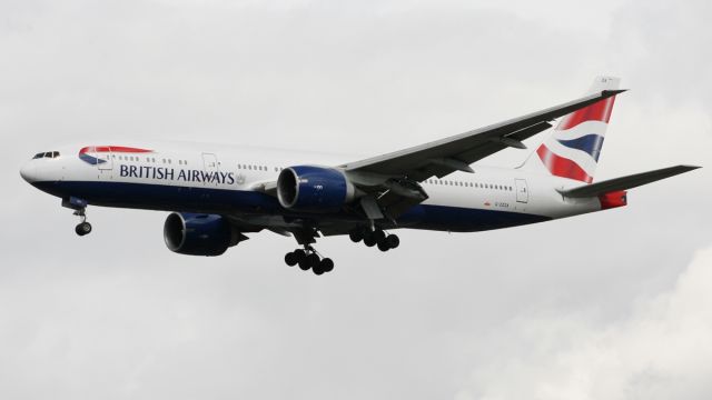 Boeing 777-200 (G-ZZZA)