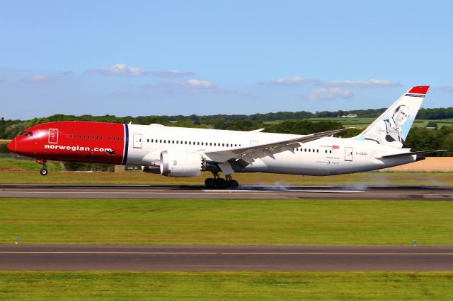 Boeing 787-9 Dreamliner (G-CKOG) - G-CKOG arrives at PIK Runway 30 at 15:24 from LGW as DI8393, for engine maintenance. 27 June 2019.