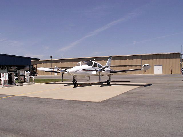 Cessna 310 (N1YC)