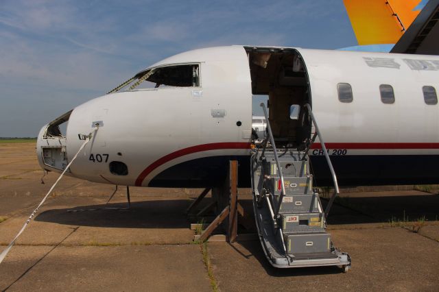 Canadair Regional Jet CRJ-200 (N407AW) - Stored since 2016.