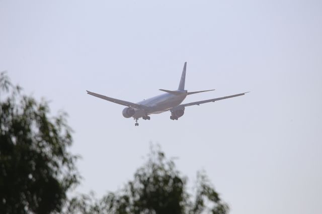 BOEING 777-300ER (JA798A)