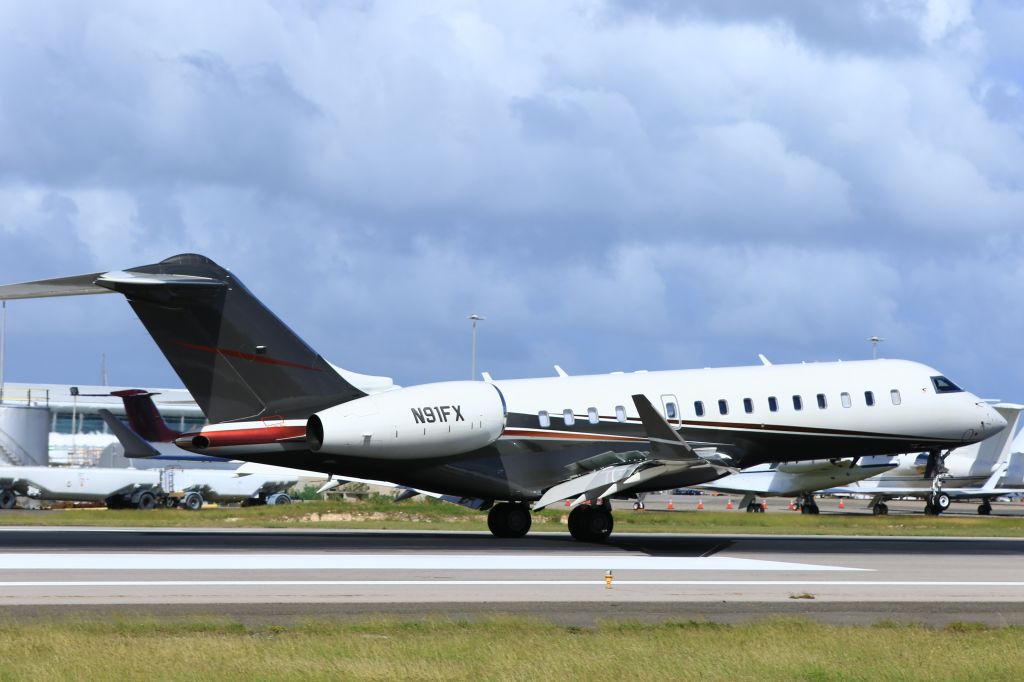 Bombardier Global Express (N91FX)
