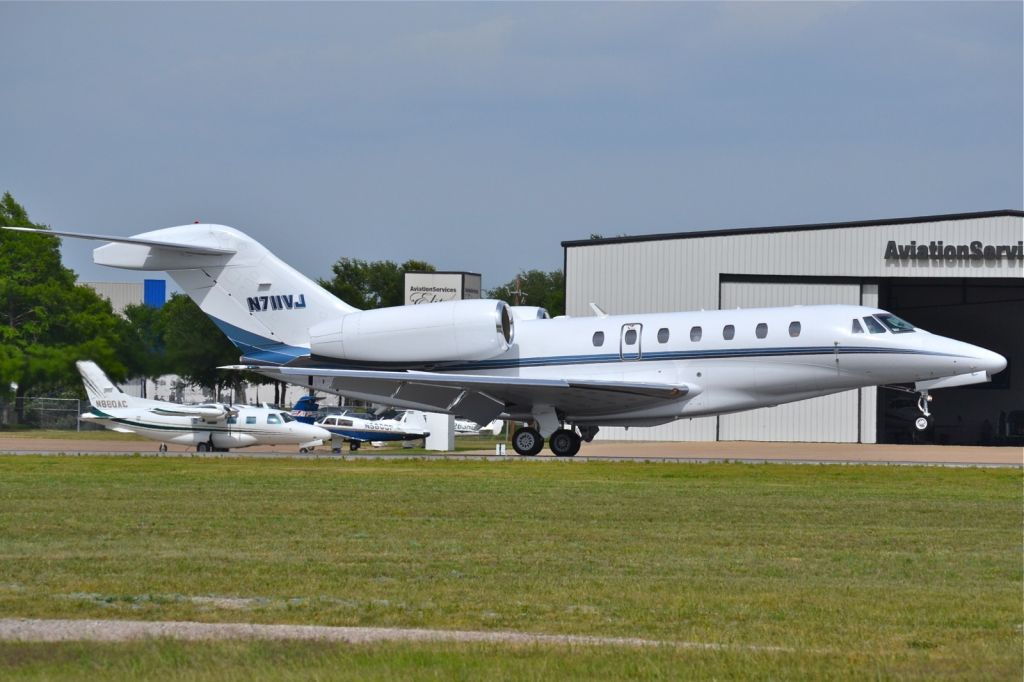 Cessna Citation X (N711VJ)