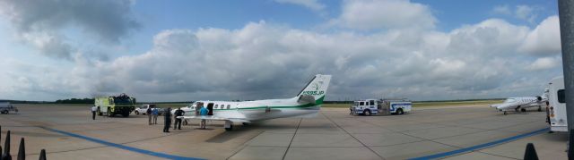 Cessna Citation 1SP (N995JP) - Citation reporting smoke made a landing to be greeted by the ARFF truck, CSFD Engine, Battalion Chief and UPD officers.