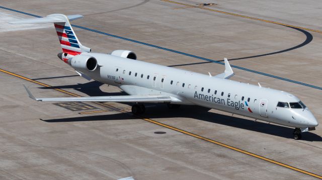 Canadair Regional Jet CRJ-900 (N918FJ)