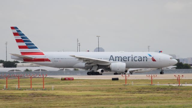 Boeing 777-200 (N783AN)
