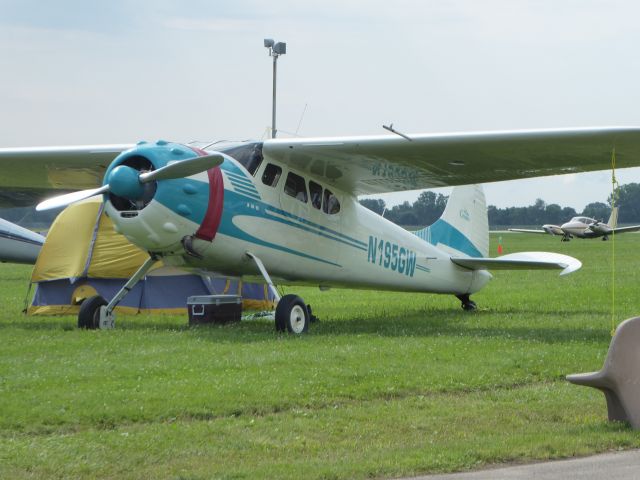 Cessna LC-126 (N195GW)