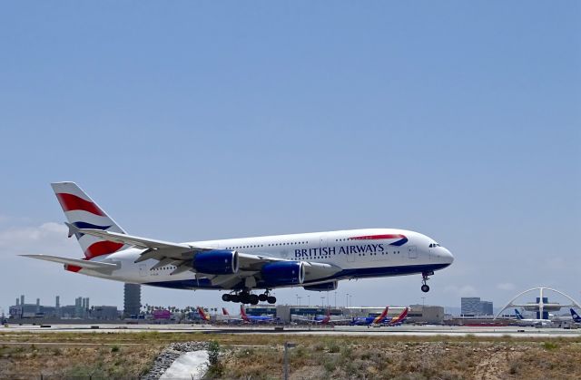 Airbus A380-800 (G-XLEE)