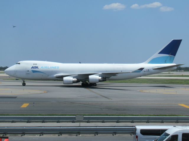 Boeing 747-400 (OE-ISL)