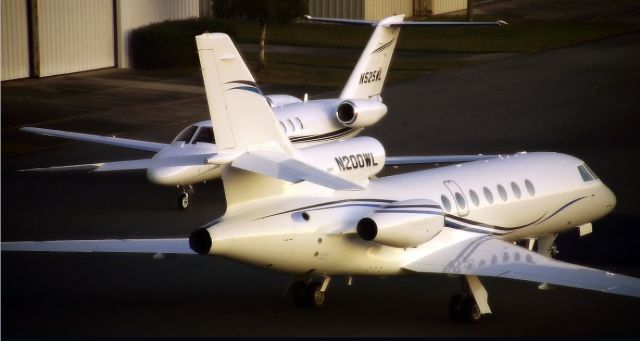 Dassault Falcon 50 (N200WL) - Beautiful FA50 based out of VLD.