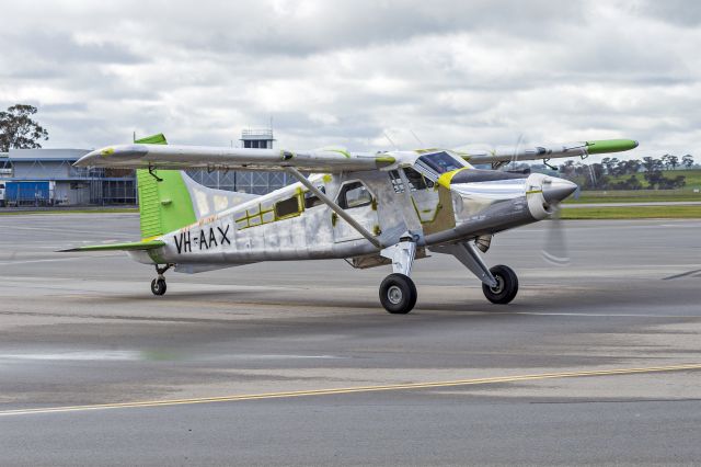 De Havilland Canada DHC-2 Mk1 Beaver (VH-AAX) - de Havilland Canada DHC-2-A1 Wallaroo (VH-AAX) taxiing at Wagga Wagga Airport