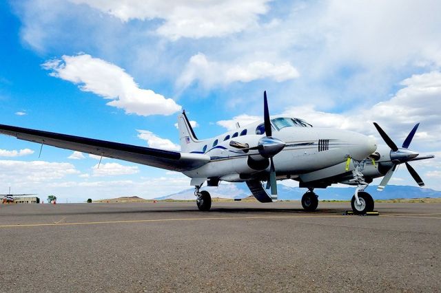 Beechcraft King Air 90 (N775DM)