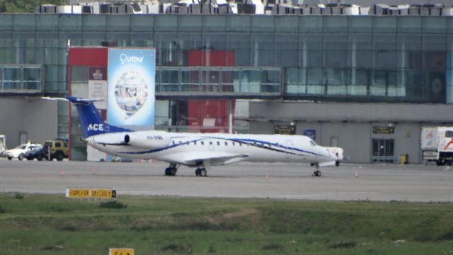 PH-DWA — - PREMIÈRE PHOTO DE CETTE COMPAGNIE POUR NOUS.