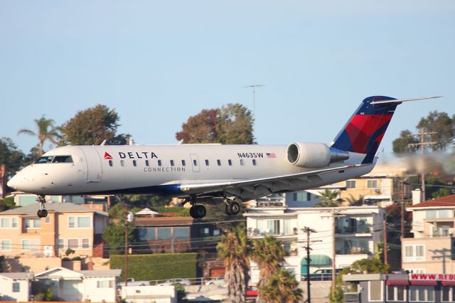 Canadair Regional Jet CRJ-200 (N463SW)