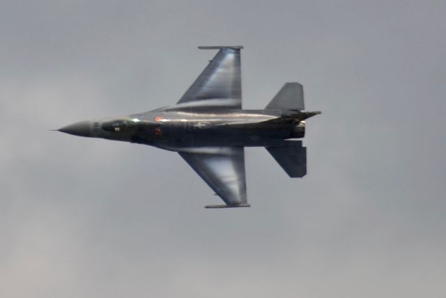 Lockheed F-16 Fighting Falcon — - F-15CJ from Shaw AFB at Marine Corps Air Station (MCAS) Beaufort Air Show, 29 April 2017