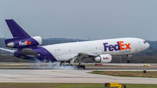 McDonnell Douglas DC-10 (N320FE) - Touching down on 13Rbr /2/15/20