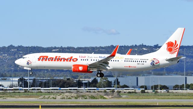 Boeing 737-900 (9M-LNK) - Boeing 737-900ER. Malindo 9M-LNK, final runway 03 YPPH 310719